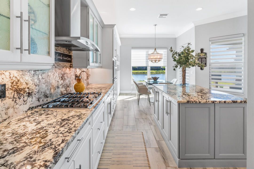 Active With Contract: $989,000 (3 beds, 3 baths, 2753 Square Feet)