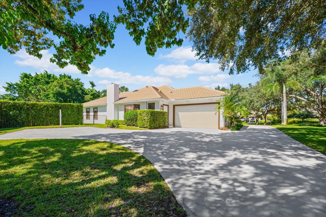 На продажу: $2,465,000 (4 спален, 2 ванн, 3188 Квадратных фут)