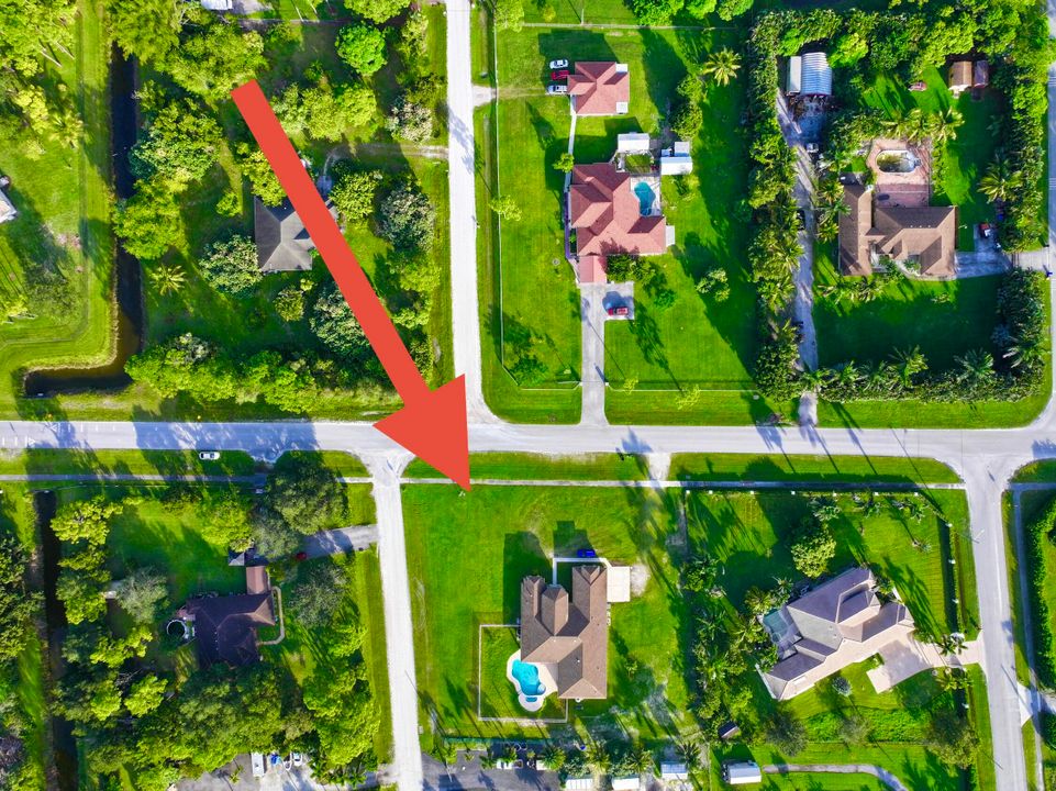 待售: $1,100,000 (7 贝兹, 4 浴室, 3730 平方英尺)