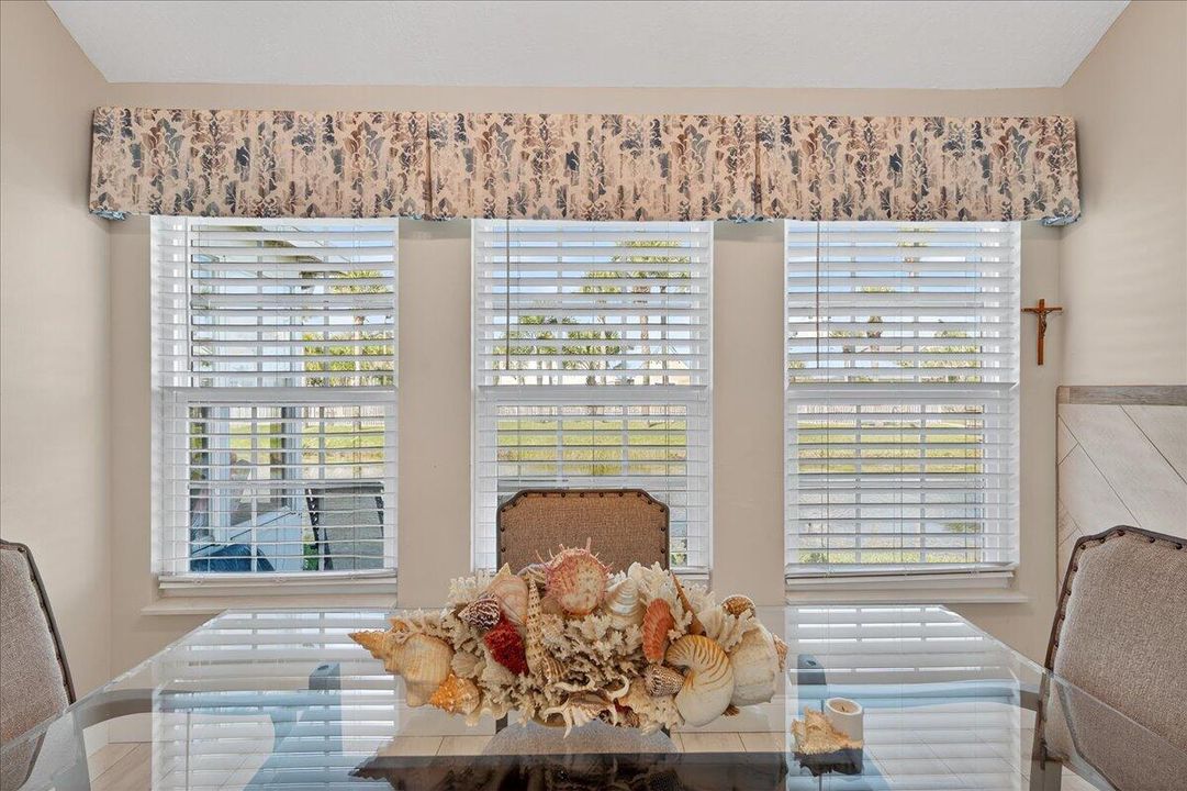 На продажу: $269,000 (3 спален, 2 ванн, 1380 Квадратных фут)