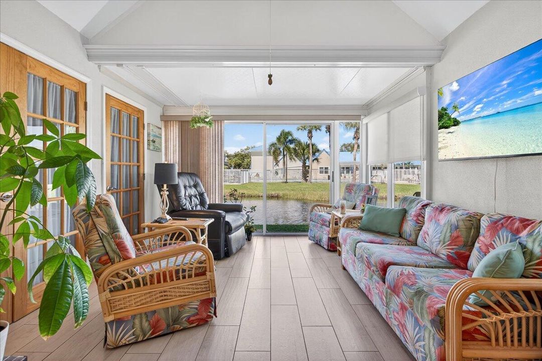 На продажу: $269,000 (3 спален, 2 ванн, 1380 Квадратных фут)