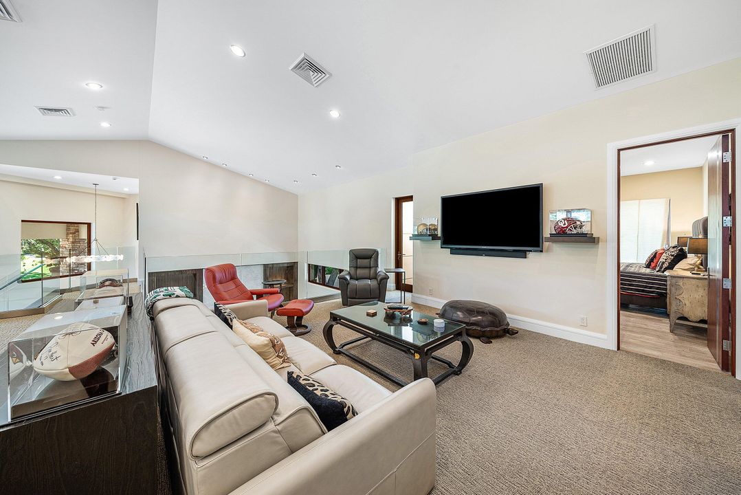 待售: $4,950,000 (3 贝兹, 2 浴室, 3954 平方英尺)