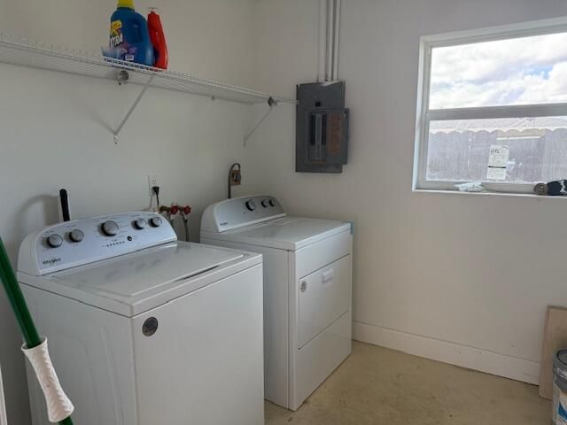 出租: $2,100 (2 贝兹, 1 浴室, 1155 平方英尺)