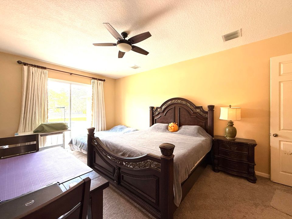 待售: $1,100,000 (7 贝兹, 4 浴室, 3730 平方英尺)