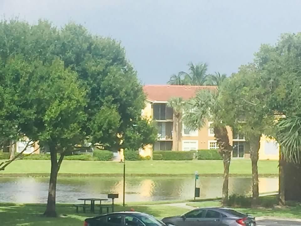 For Rent: $1,950 (1 beds, 1 baths, 787 Square Feet)