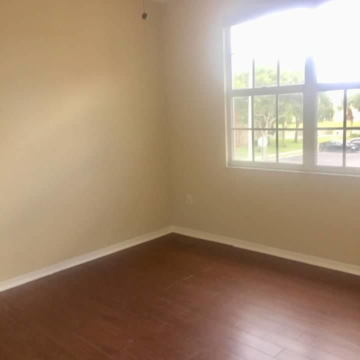 For Rent: $1,950 (1 beds, 1 baths, 787 Square Feet)