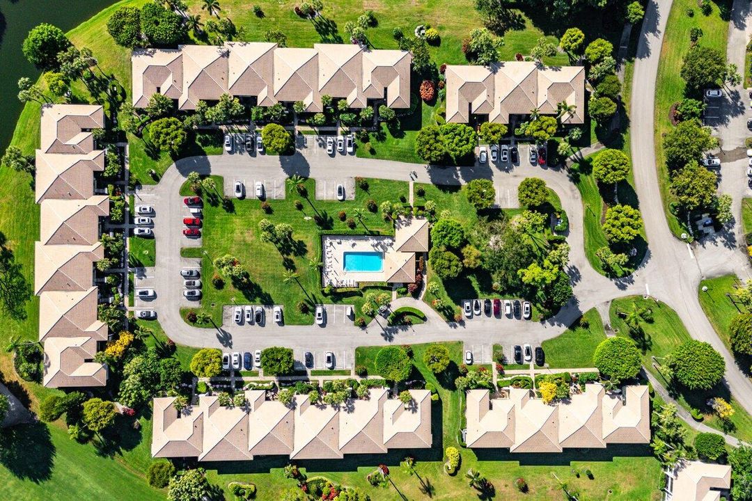 На продажу: $648,000 (2 спален, 2 ванн, 1737 Квадратных фут)