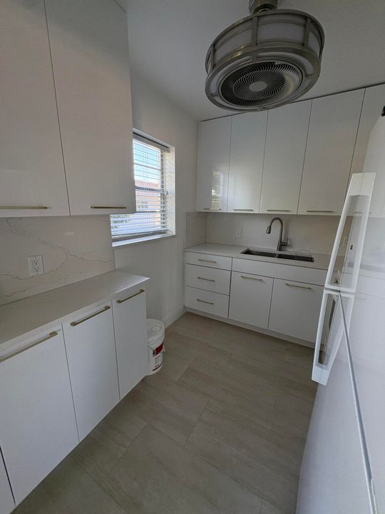 В аренду: $1,550 (2 спален, 1 ванн, 798 Квадратных фут)