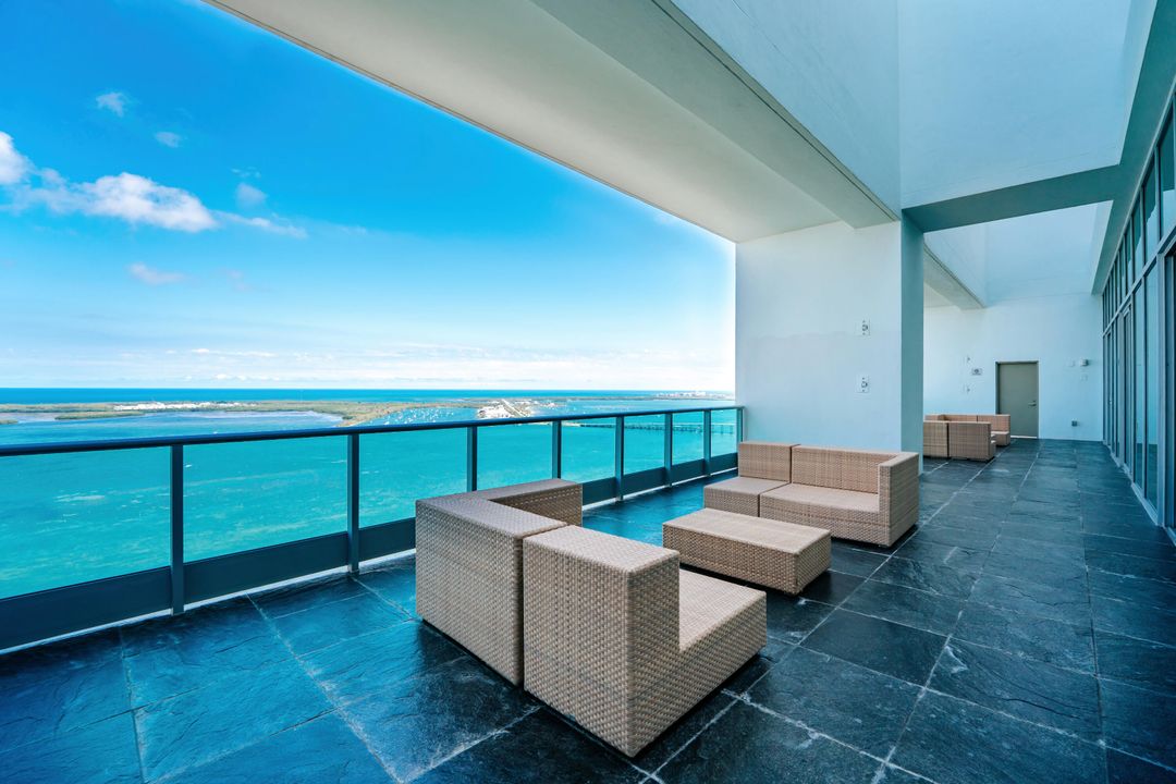 For Sale: $2,600,000 (3 beds, 3 baths, 2130 Square Feet)