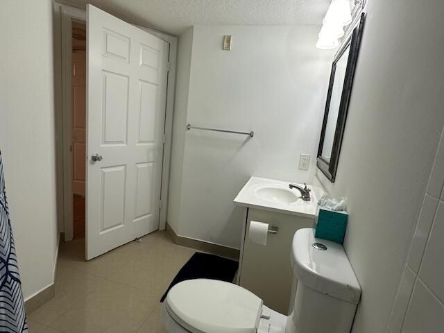 В аренду: $2,499 (3 спален, 2 ванн, 1233 Квадратных фут)