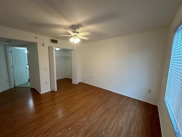 В аренду: $2,499 (3 спален, 2 ванн, 1233 Квадратных фут)