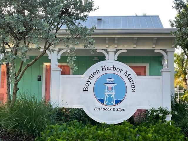 В аренду: $2,499 (3 спален, 2 ванн, 1233 Квадратных фут)