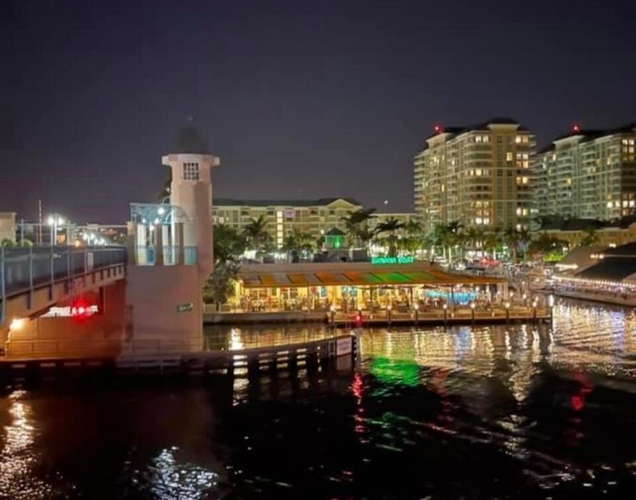 В аренду: $2,499 (3 спален, 2 ванн, 1233 Квадратных фут)