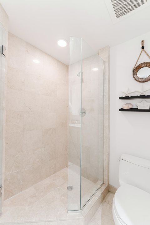 For Sale: $2,600,000 (3 beds, 3 baths, 2130 Square Feet)