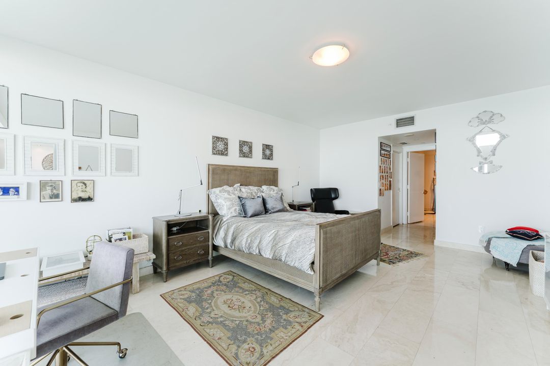 For Sale: $2,600,000 (3 beds, 3 baths, 2130 Square Feet)