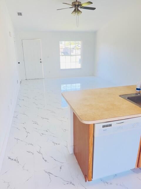 待售: $237,999 (3 贝兹, 2 浴室, 1257 平方英尺)