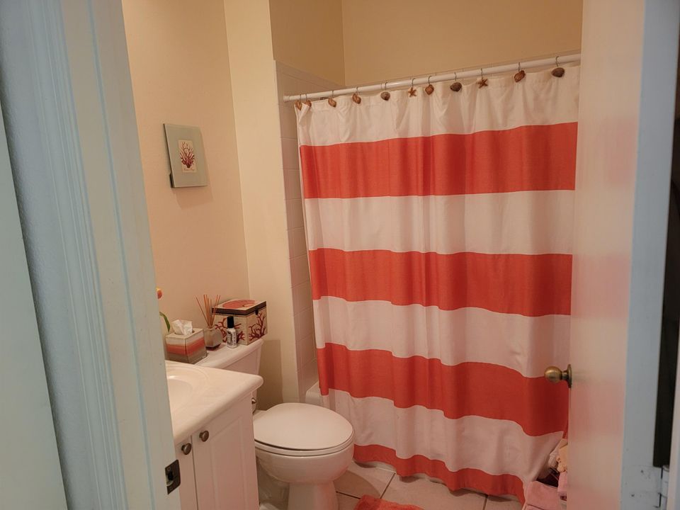 For Sale: $519,999 (3 beds, 2 baths, 1829 Square Feet)