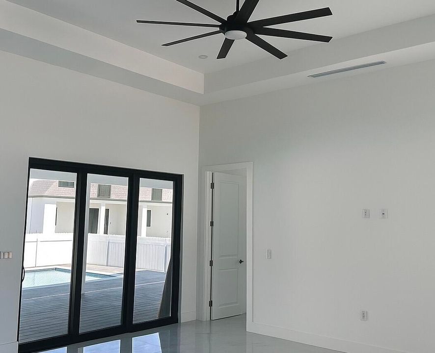 На продажу: $649,999 (3 спален, 2 ванн, 3096 Квадратных фут)