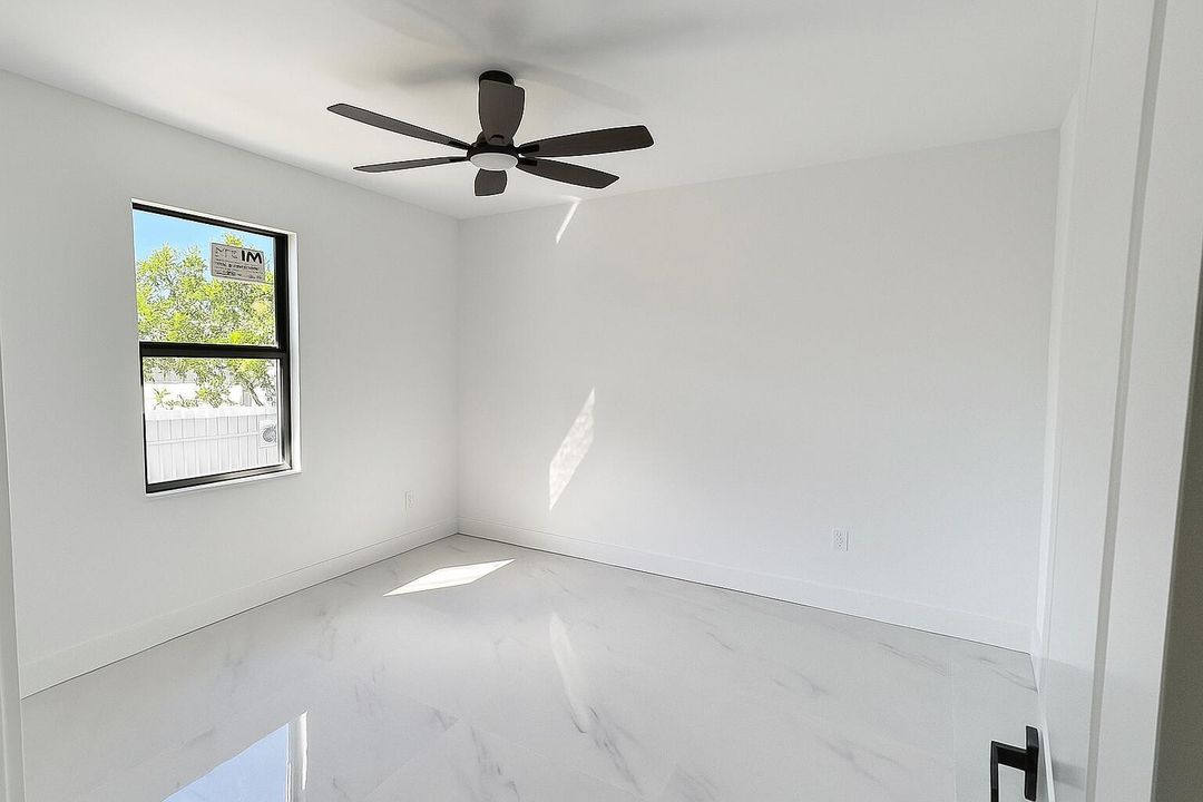 На продажу: $649,999 (3 спален, 2 ванн, 3096 Квадратных фут)