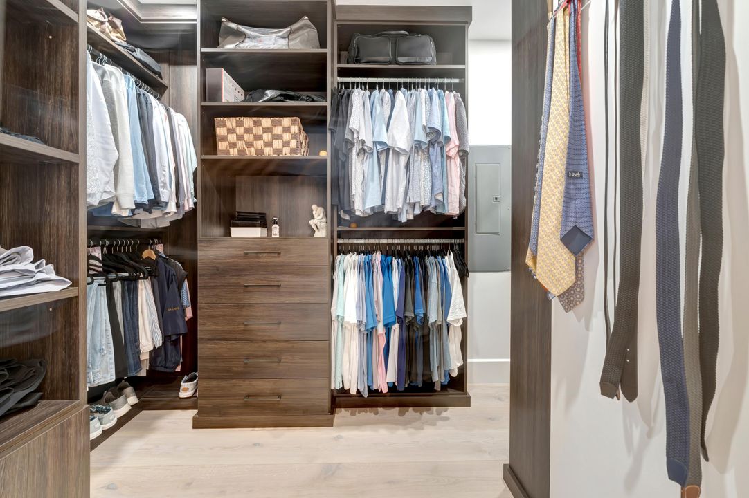 На продажу: $6,995,000 (4 спален, 4 ванн, 4954 Квадратных фут)