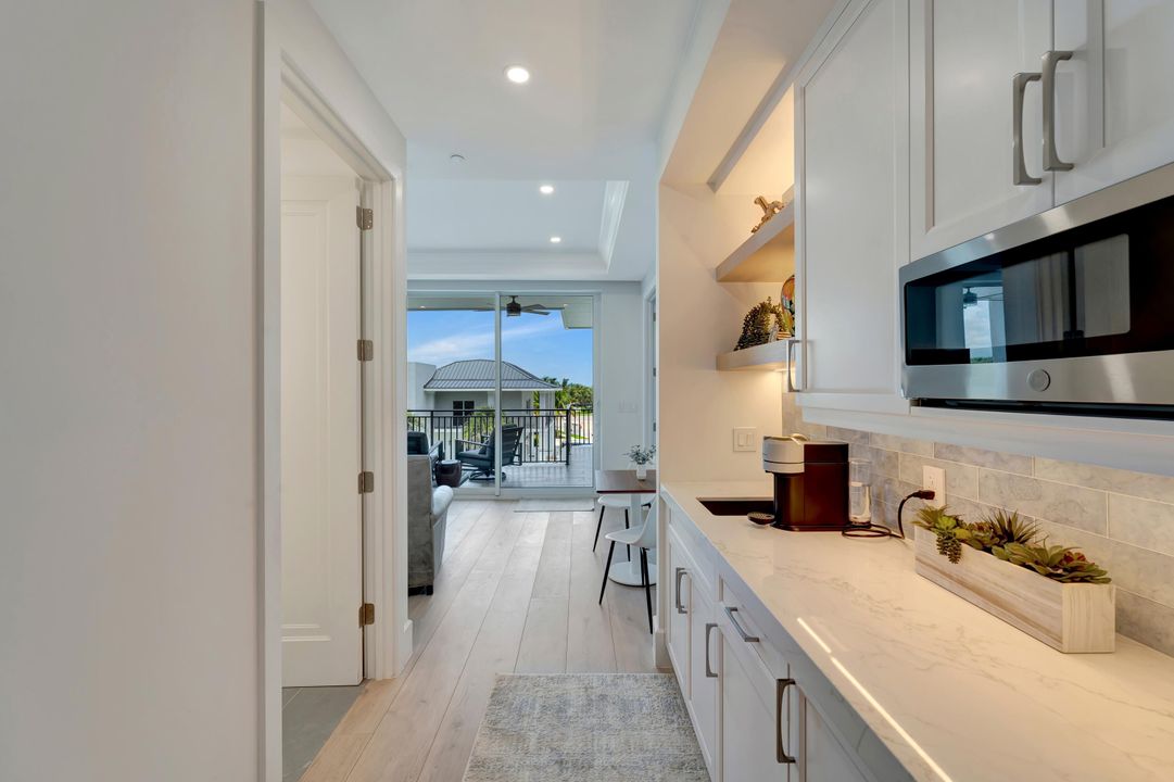 На продажу: $6,995,000 (4 спален, 4 ванн, 4954 Квадратных фут)