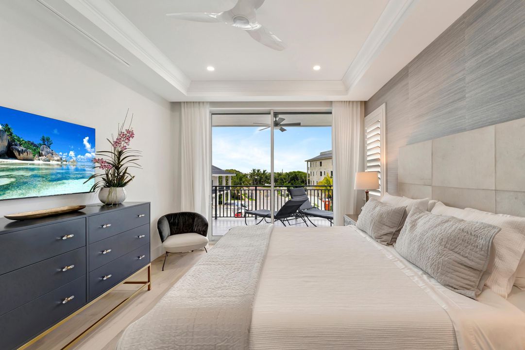 На продажу: $6,995,000 (4 спален, 4 ванн, 4954 Квадратных фут)