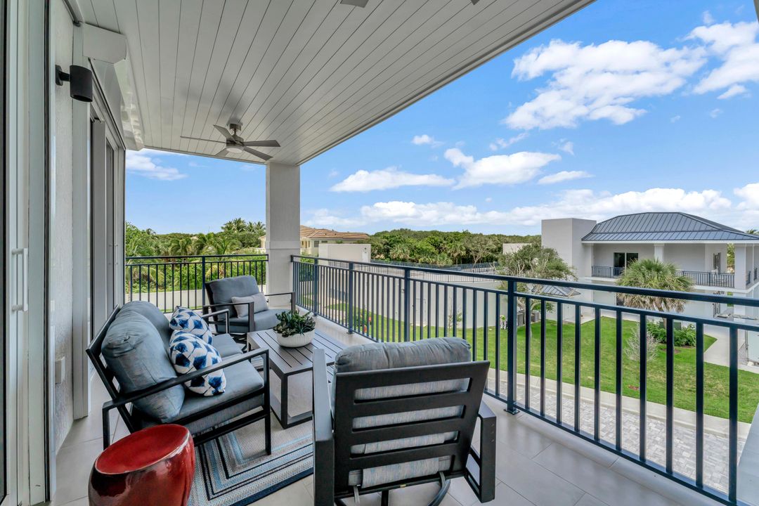 На продажу: $6,995,000 (4 спален, 4 ванн, 4954 Квадратных фут)