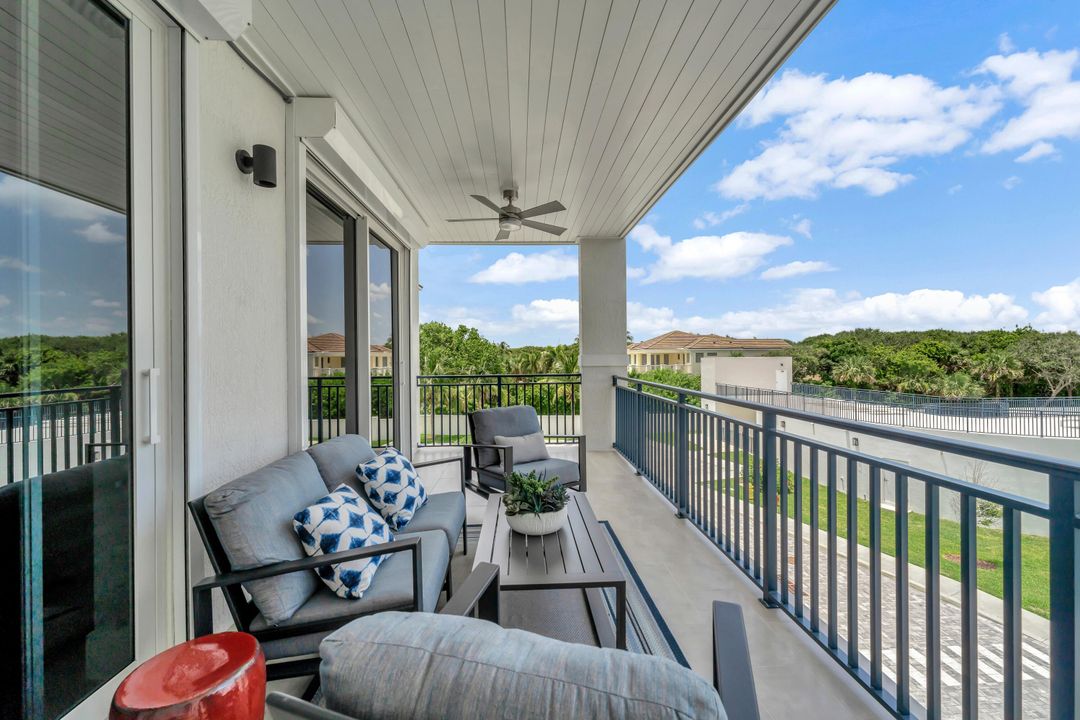 На продажу: $6,995,000 (4 спален, 4 ванн, 4954 Квадратных фут)