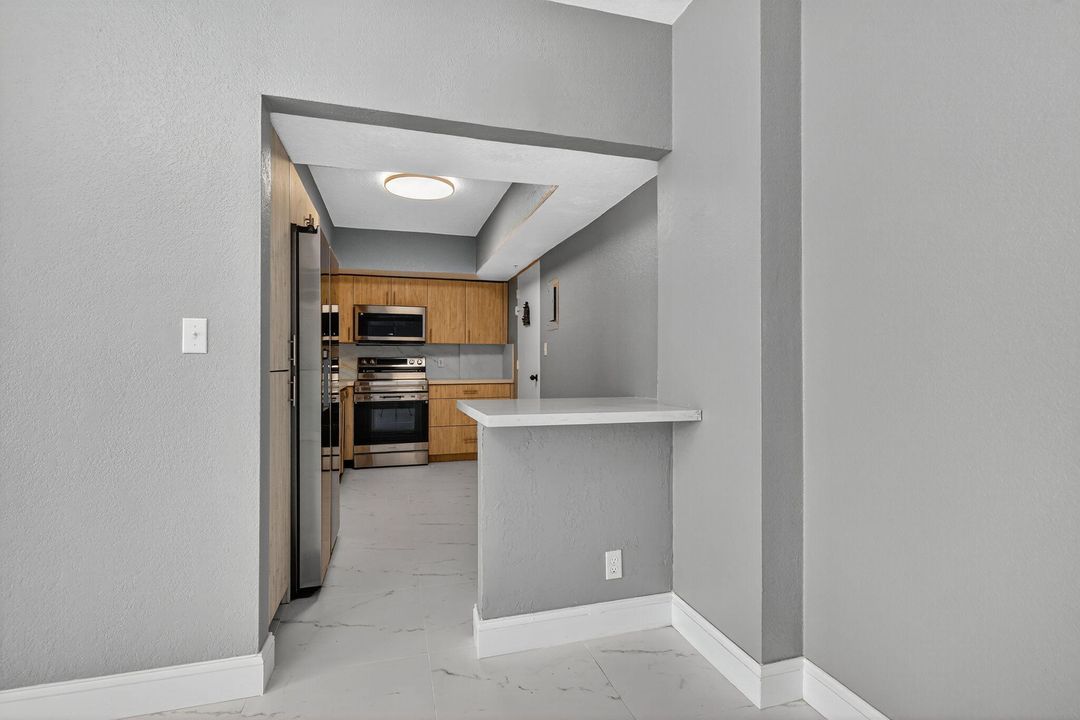 出租: $3,800 (2 贝兹, 2 浴室, 1176 平方英尺)