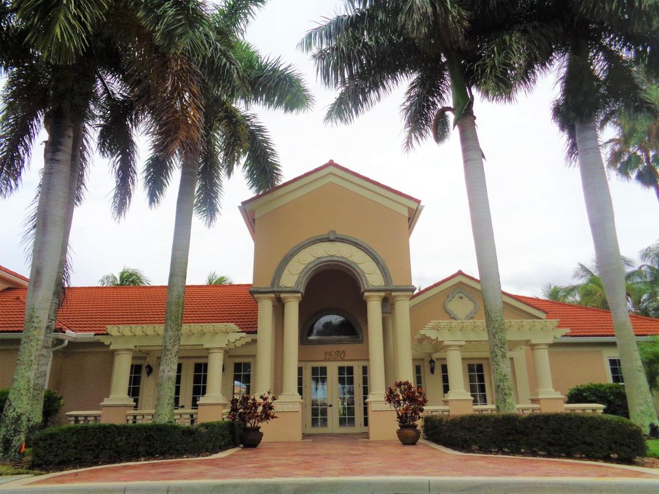 В аренду: $1,600 (1 спален, 1 ванн, 815 Квадратных фут)