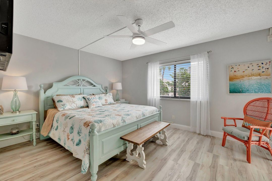 En Venta: $319,000 (2 camas, 2 baños, 1258 Pies cuadrados)