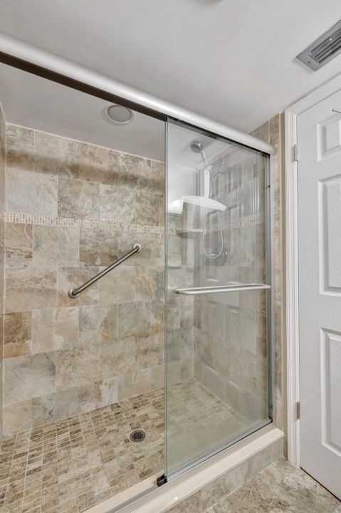 En Venta: $319,000 (2 camas, 2 baños, 1258 Pies cuadrados)