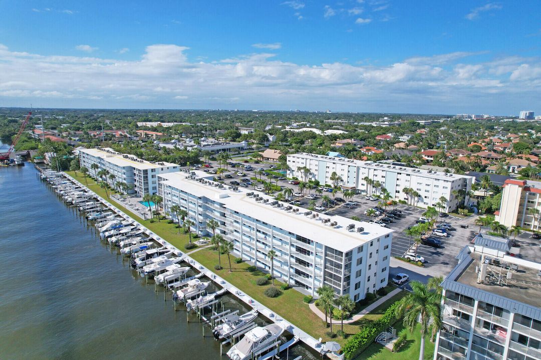 Activo con contrato: $1,900 (1 camas, 1 baños, 720 Pies cuadrados)