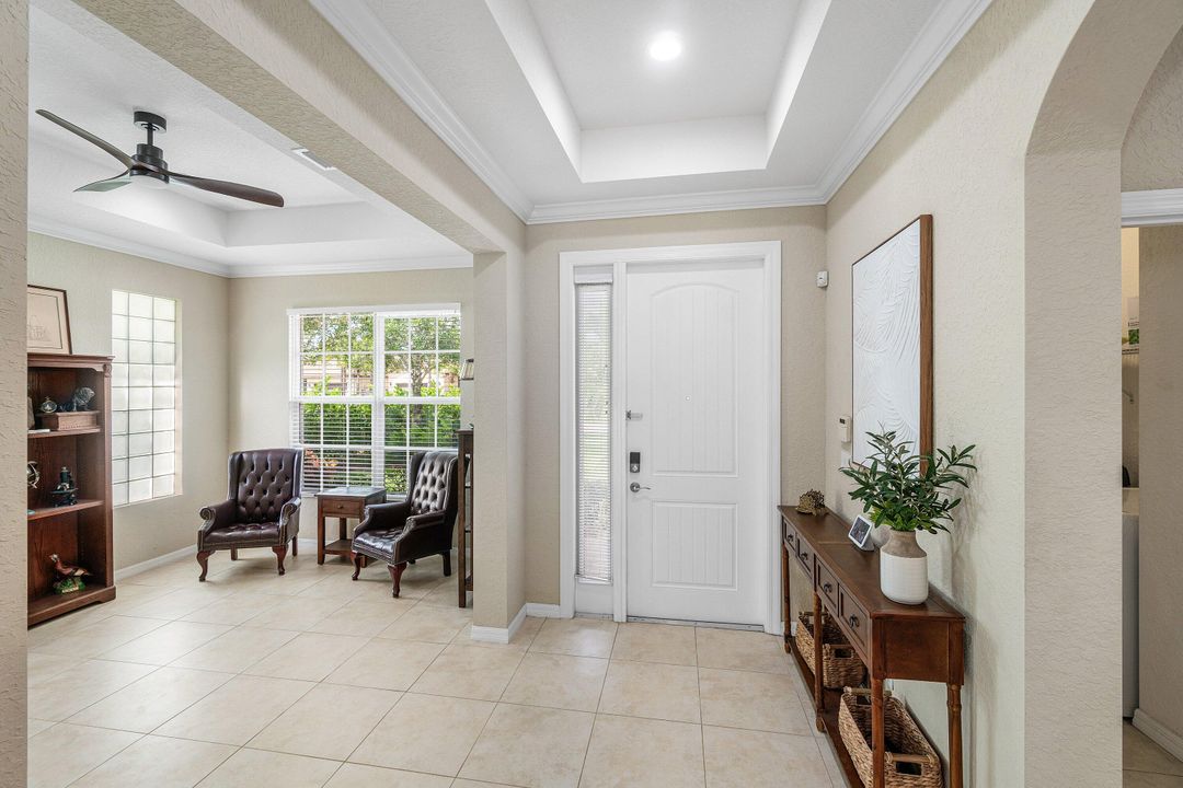 En Venta: $715,000 (3 camas, 2 baños, 1913 Pies cuadrados)