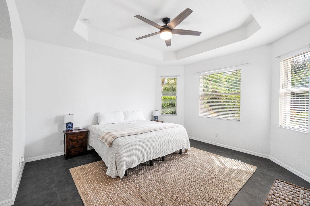 En Venta: $715,000 (3 camas, 2 baños, 1913 Pies cuadrados)