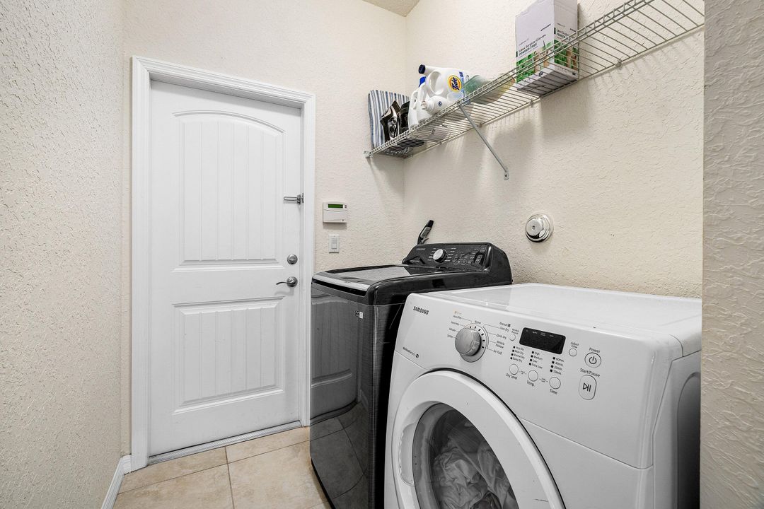 En Venta: $715,000 (3 camas, 2 baños, 1913 Pies cuadrados)