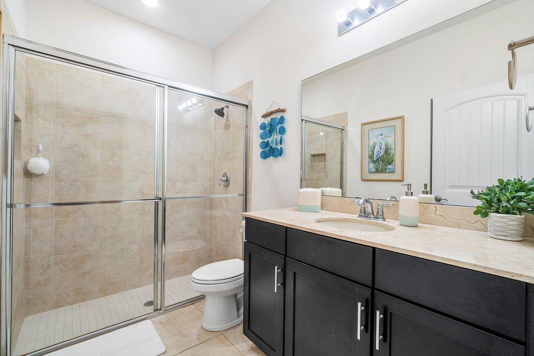 En Venta: $715,000 (3 camas, 2 baños, 1913 Pies cuadrados)