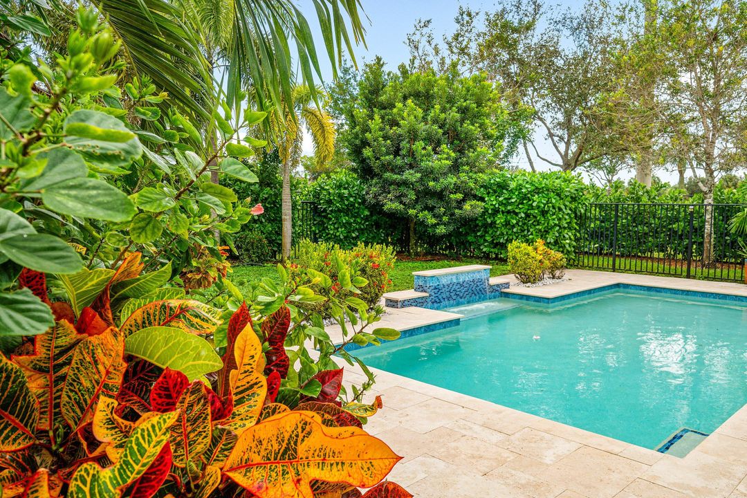 En Venta: $715,000 (3 camas, 2 baños, 1913 Pies cuadrados)