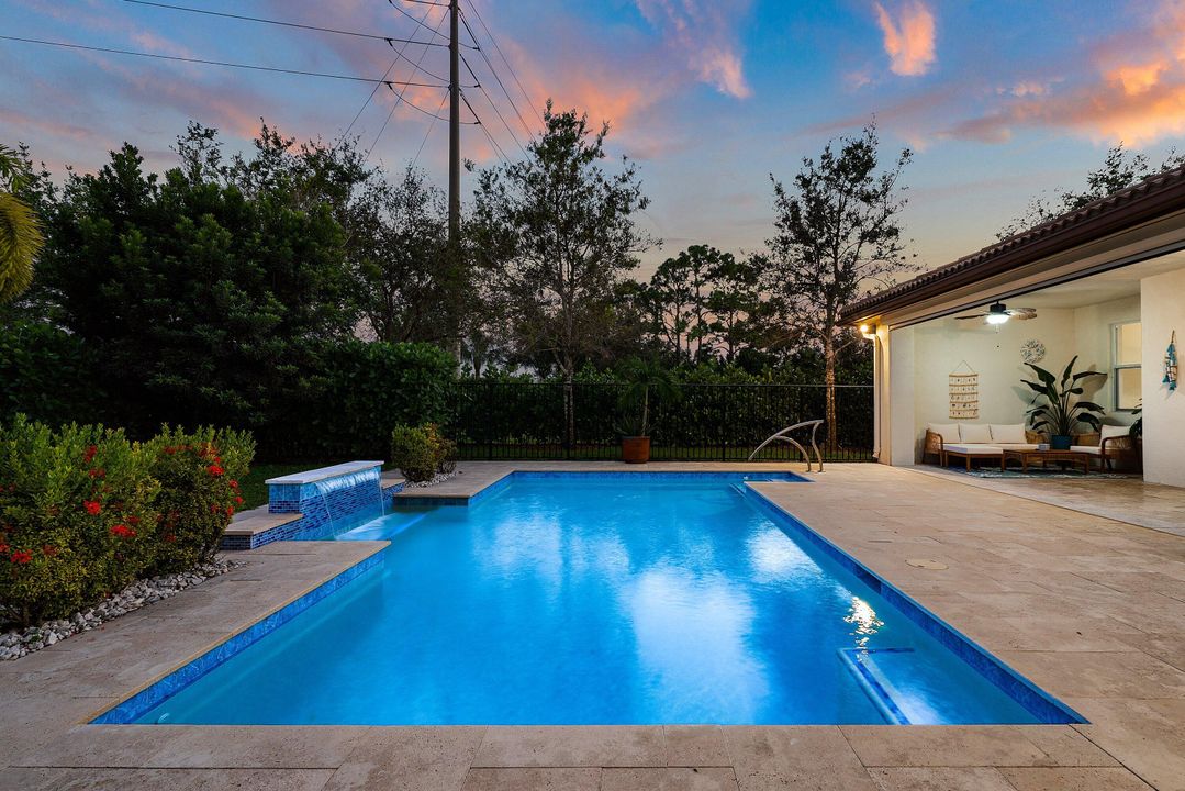 En Venta: $715,000 (3 camas, 2 baños, 1913 Pies cuadrados)