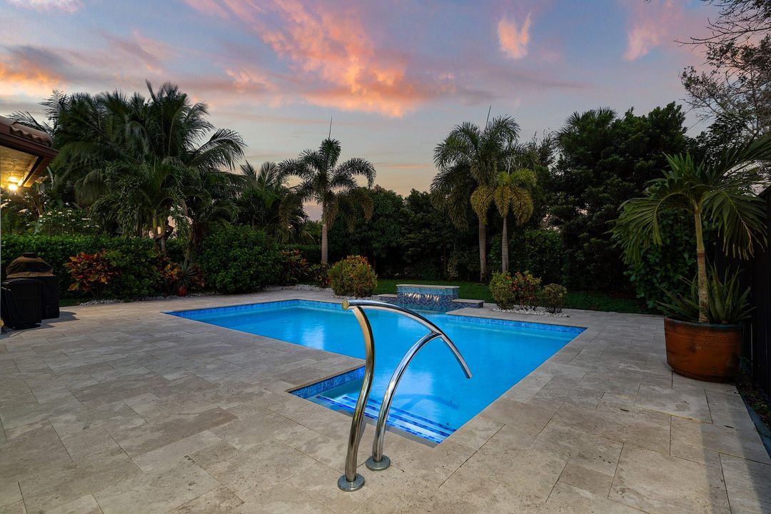 En Venta: $715,000 (3 camas, 2 baños, 1913 Pies cuadrados)