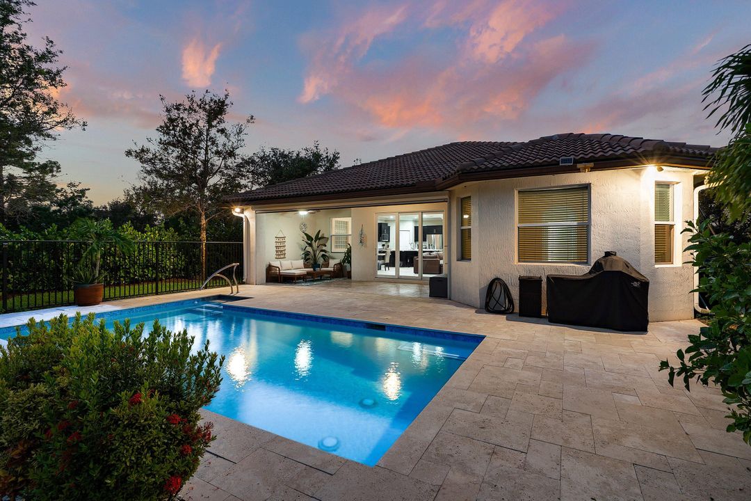 En Venta: $715,000 (3 camas, 2 baños, 1913 Pies cuadrados)