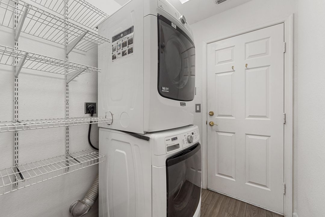 待售: $559,900 (3 贝兹, 2 浴室, 1714 平方英尺)