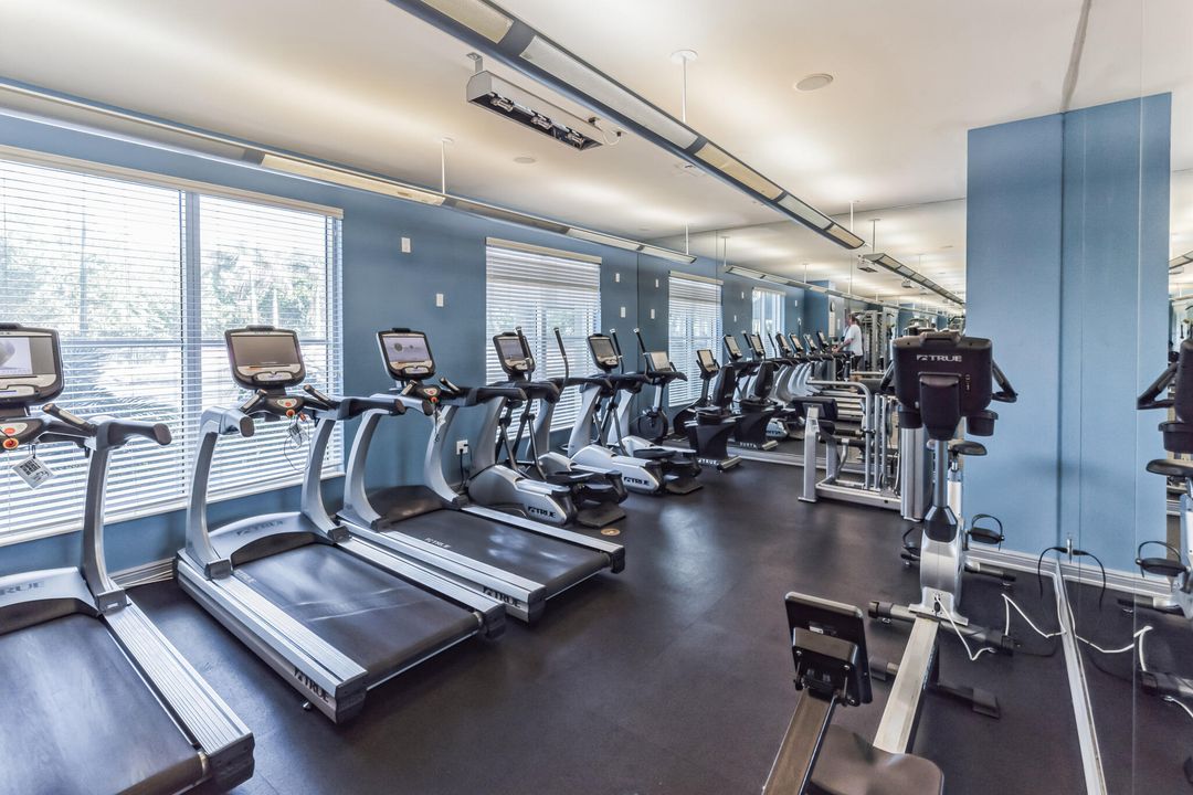 Active With Contract: $5,000 (2 beds, 2 baths, 1153 Square Feet)