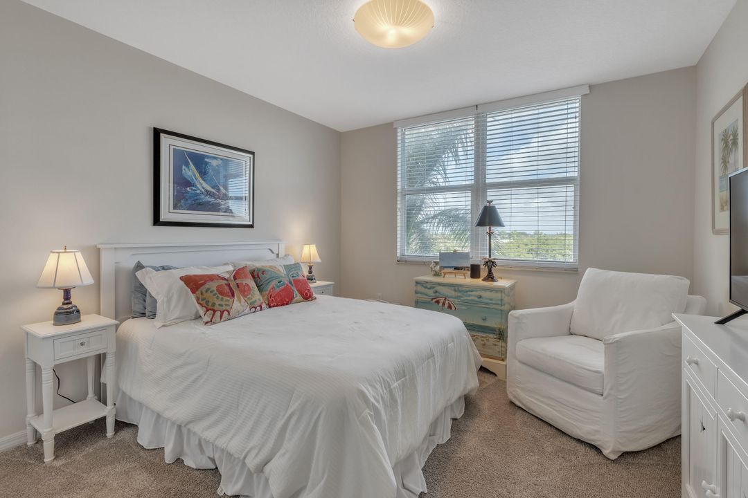 Active With Contract: $5,000 (2 beds, 2 baths, 1153 Square Feet)