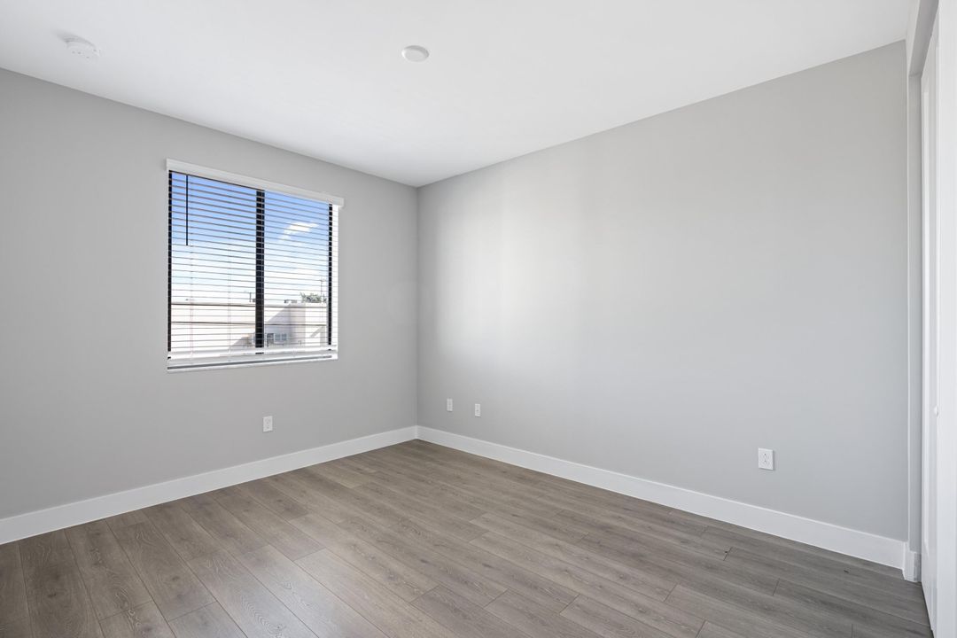 For Sale: $975,000 (3 beds, 3 baths, 2262 Square Feet)