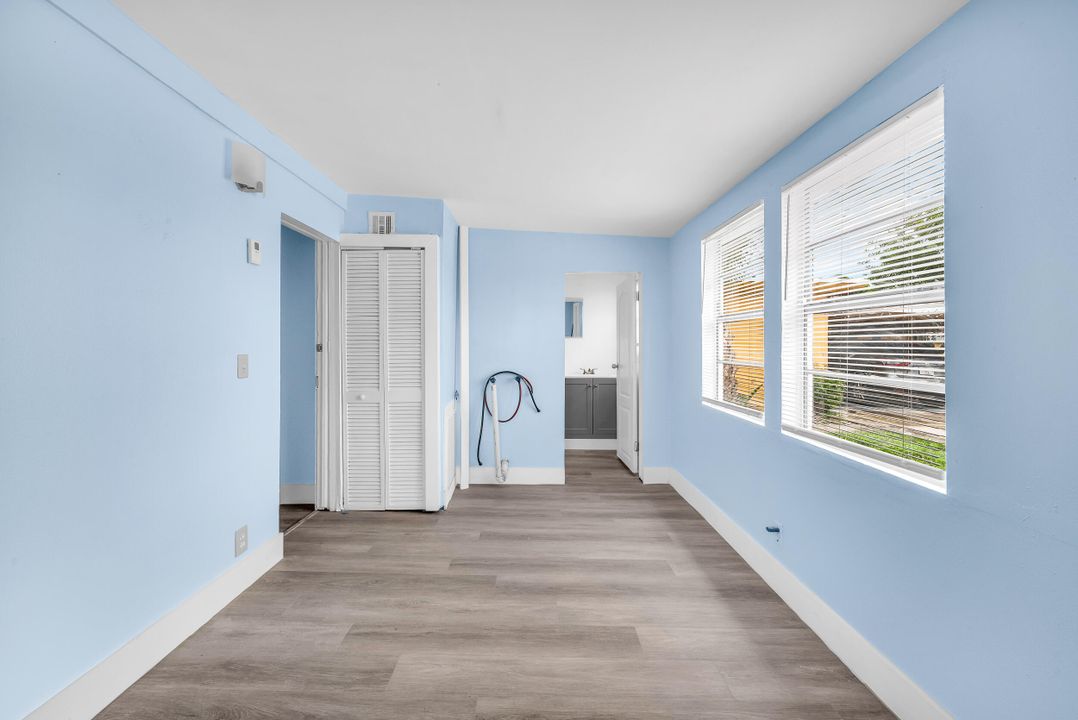 В аренду: $1,700 (2 спален, 1 ванн, 974 Квадратных фут)