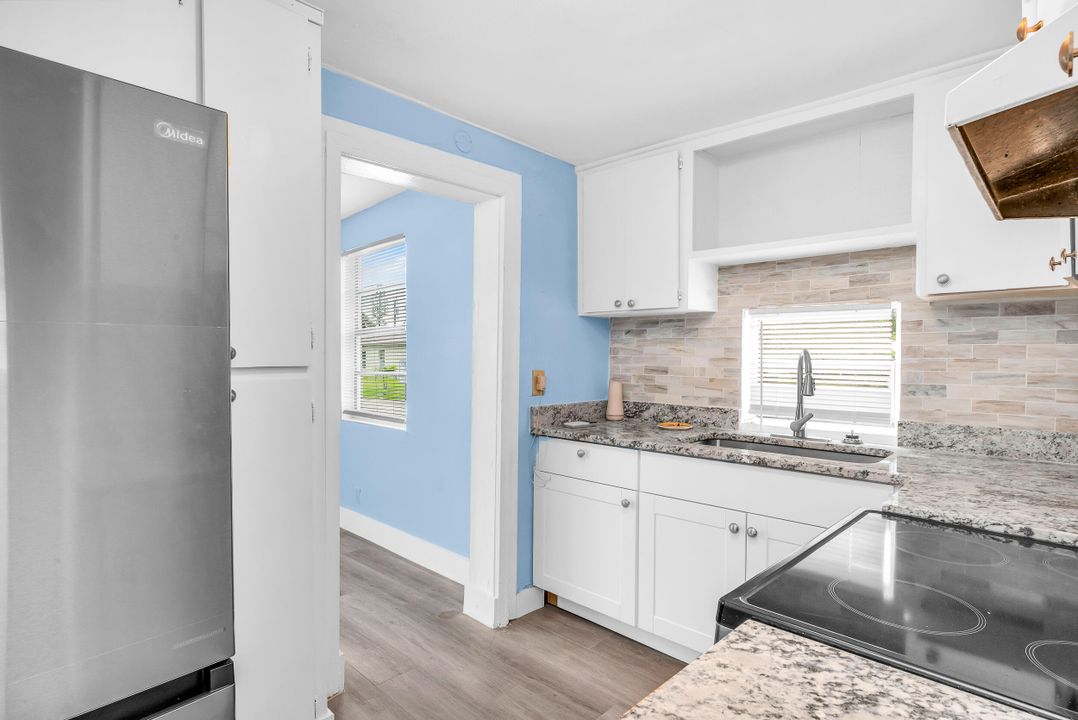 В аренду: $1,700 (2 спален, 1 ванн, 974 Квадратных фут)