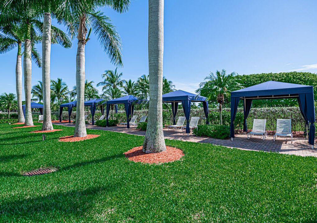 For Sale: $995,000 (3 beds, 3 baths, 3158 Square Feet)