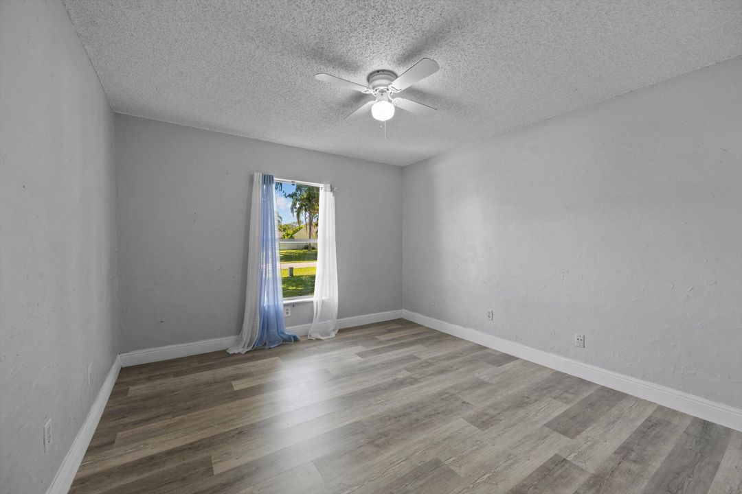 待售: $440,000 (3 贝兹, 2 浴室, 1684 平方英尺)