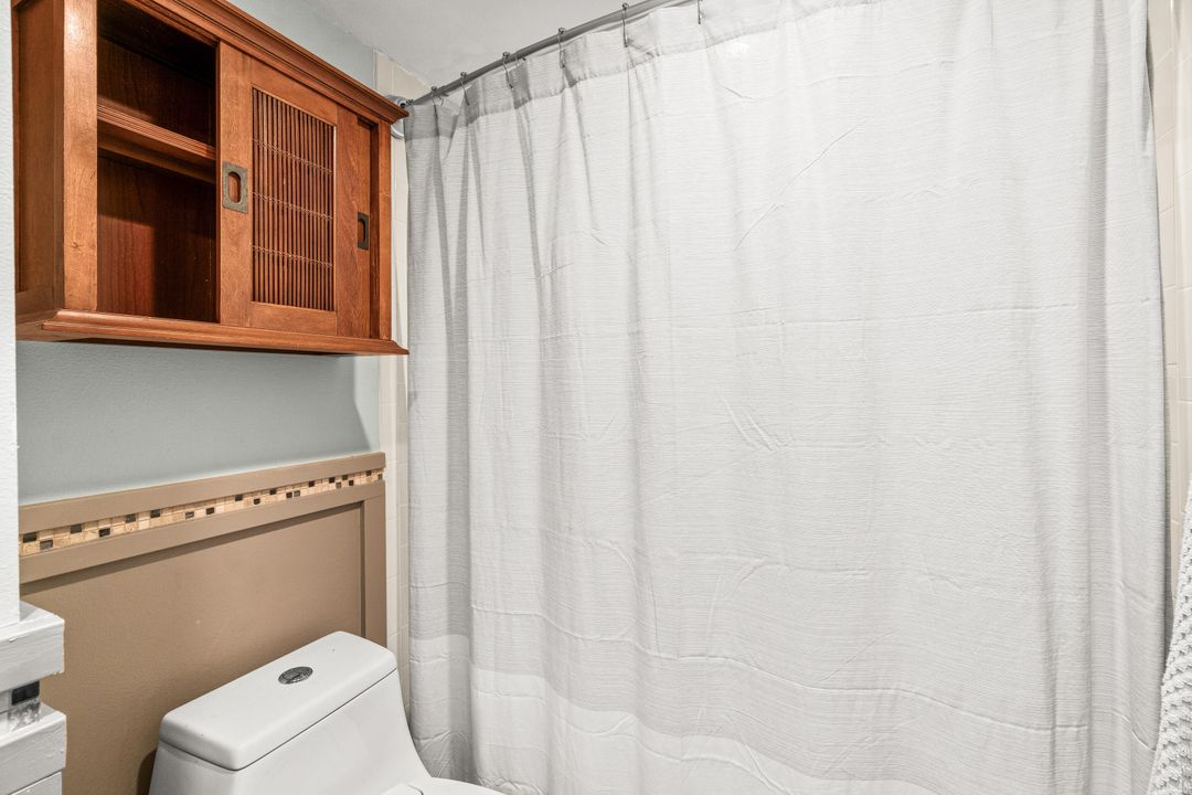 待售: $169,000 (1 贝兹, 1 浴室, 680 平方英尺)